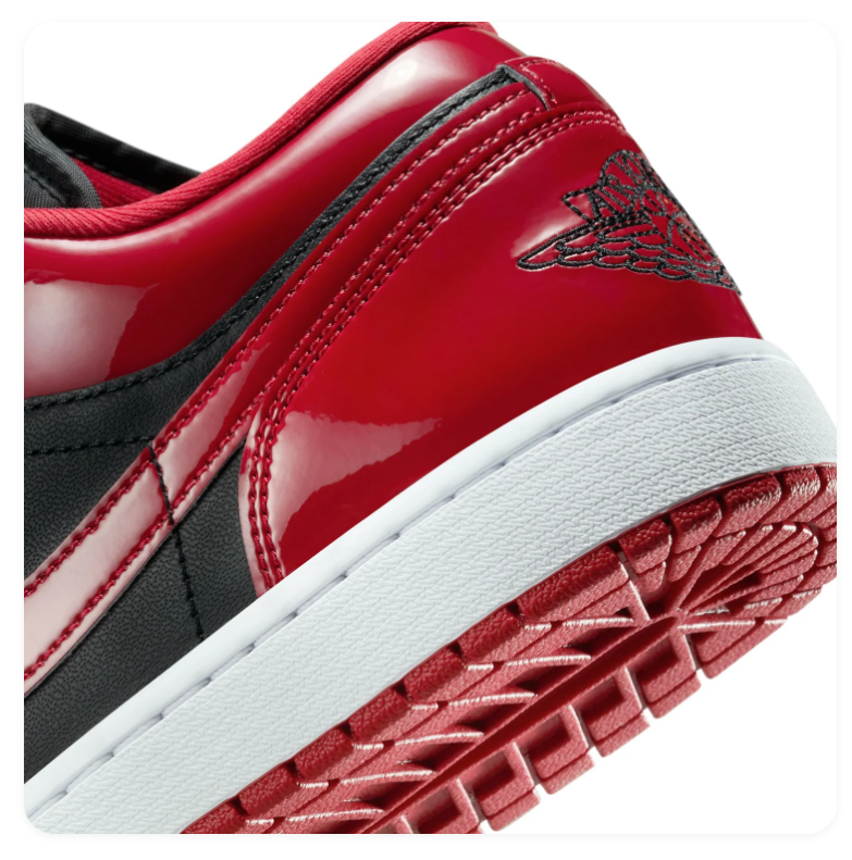 Air Jordan 1 Low Patent Bred