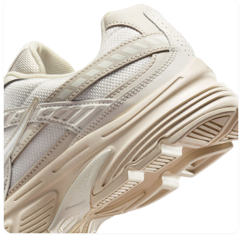 Nike Initiator Sanddrift Phantom Light Orewood Brown